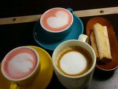 紅絲絨拿鐵-海梦1924 coffee