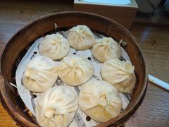 蟹粉小笼包-馋三尺蟹粉小笼(人民广场店)