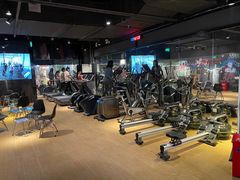 -VLines耀能运动24小时·月付制健身(京广桥店)