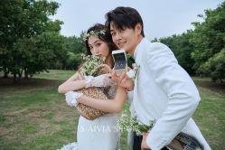 -雪中彩影婚纱摄影·微光艺术中心