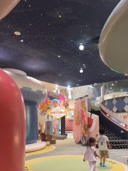 -奈尔宝家庭中心·亲子餐厅(宝安店)