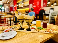 -城市大道红炉披萨烘焙坊