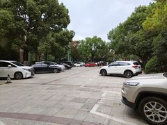 -南郊宾馆-停车场