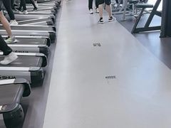 -超鹿运动(五四路恒力城店)