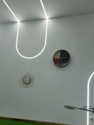 -苗医生专业祛痘·皮肤管理