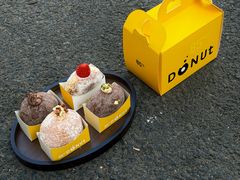 -85度C(生甜甜圈研究工坊·上海松江人民北路店)