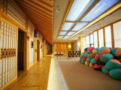 -菲拉拉漫温泉(东环路店)