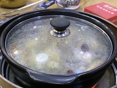 -濠轩阁特色生蚝火锅(水湾路店)