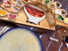 -香麒园·过桥米线·南湖雅宴