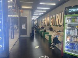 -CASTER跳舞俱乐部