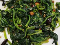 -黄家饺子东北特色菜馆(湖滨商业街店)