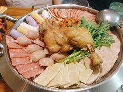 -恩你小木屋·韩式料理(假日广场店)