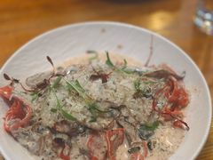 甜菜根宽面配黑松露蘑菇忌廉汁-JuiceRobot·手工意大利面&汉堡精酿(珠江新城店)