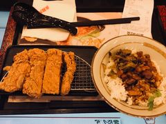 酥嫩鸡腿排卤肉FUN-永和大王(蛙嫩鸡香煲煲鲜·军博店)