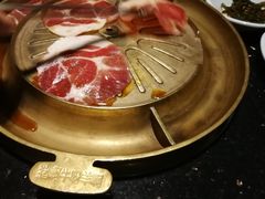 -猪啊牛呀羊啊铜盘烤肉(正大广场店)