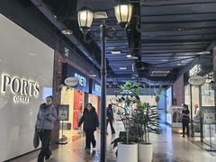 -燕莎奥特莱斯购物中心