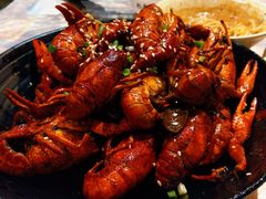 -巴厘龙虾·榜首油焖大虾(音乐学院·沿江酒馆店)