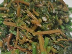 -鲁南仔·滕州炒鸡(经三路店)