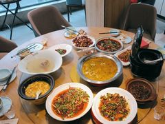 -有红鸡毛店·川菜(建设路店)