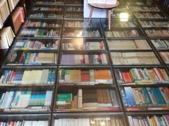 -钟书阁(松江泰晤士小镇店)