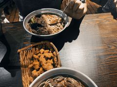 -爆炸头阿姨小四川正宗川味小吃(无任何分店)