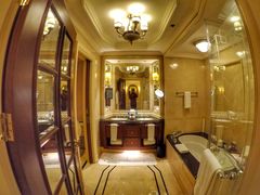 -广州富力丽思卡尔顿酒店