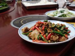 -茅台镇网红溶洞餐厅·茅帮菜馆