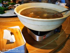 -头上红煨盐鸡·非遗院子餐厅