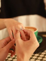 -珂兰钻石(美美2购物中心店)