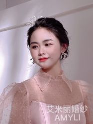 -艾米丽婚纱礼服