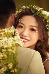 -雪中彩影婚纱摄影·微光艺术中心