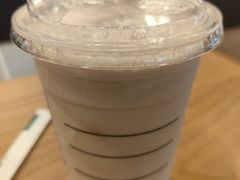 -星巴克臻选(周浦万达店)