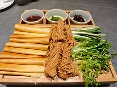 煎饼卷大葱-老德州四合院·德州菜(天衢路店)