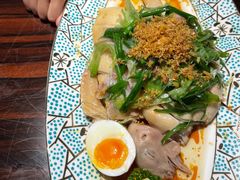 始创葱油淋鸡-粤·向群饭店(麓景路店)