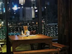 大堂-先启半步颠小酒馆(白麓里店)