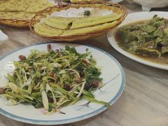 -东北食府·铁锅炖(花溪湾店)