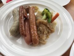 -LENBACH兰巴赫西餐啤酒坊(大连星海广场店)