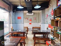 -三番火辣串串香(总店)