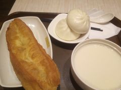 -南城香·饭香串香馄饨香(青年路店)