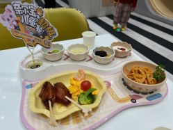 -奈尔宝家庭中心·亲子餐厅(鄞州万达店)