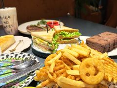 薯类拼盘-吱咖啡西式简餐
