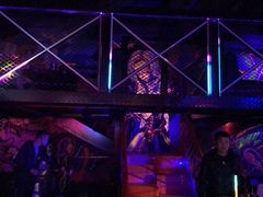 -UP嘻哈酒吧(粉巢店)