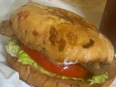 -必胜客(WOW昙华林店)