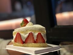 草莓蛋糕-MI WU FACTORY米屋美食工厂餐厅(绿地店)
