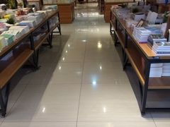 店内环境-新华书店(沙坪坝书城店)