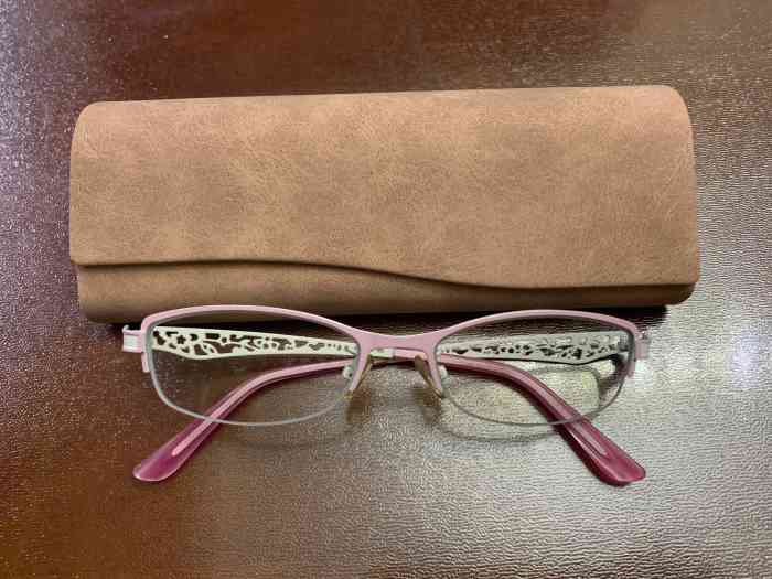 伊森眼镜(光谷鲁巷分店)