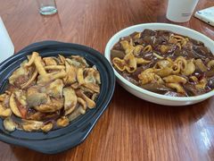 双菇面筋煲-胡子饮食店