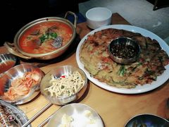 -老炉家木炭烤肉(长江国际店)