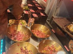 -哈哈碳都·牛肋条无限自助烤肉(台江万达店)