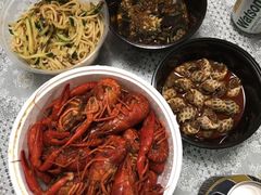 -三妹小龙虾·黄油蟹(华侨城总店)
